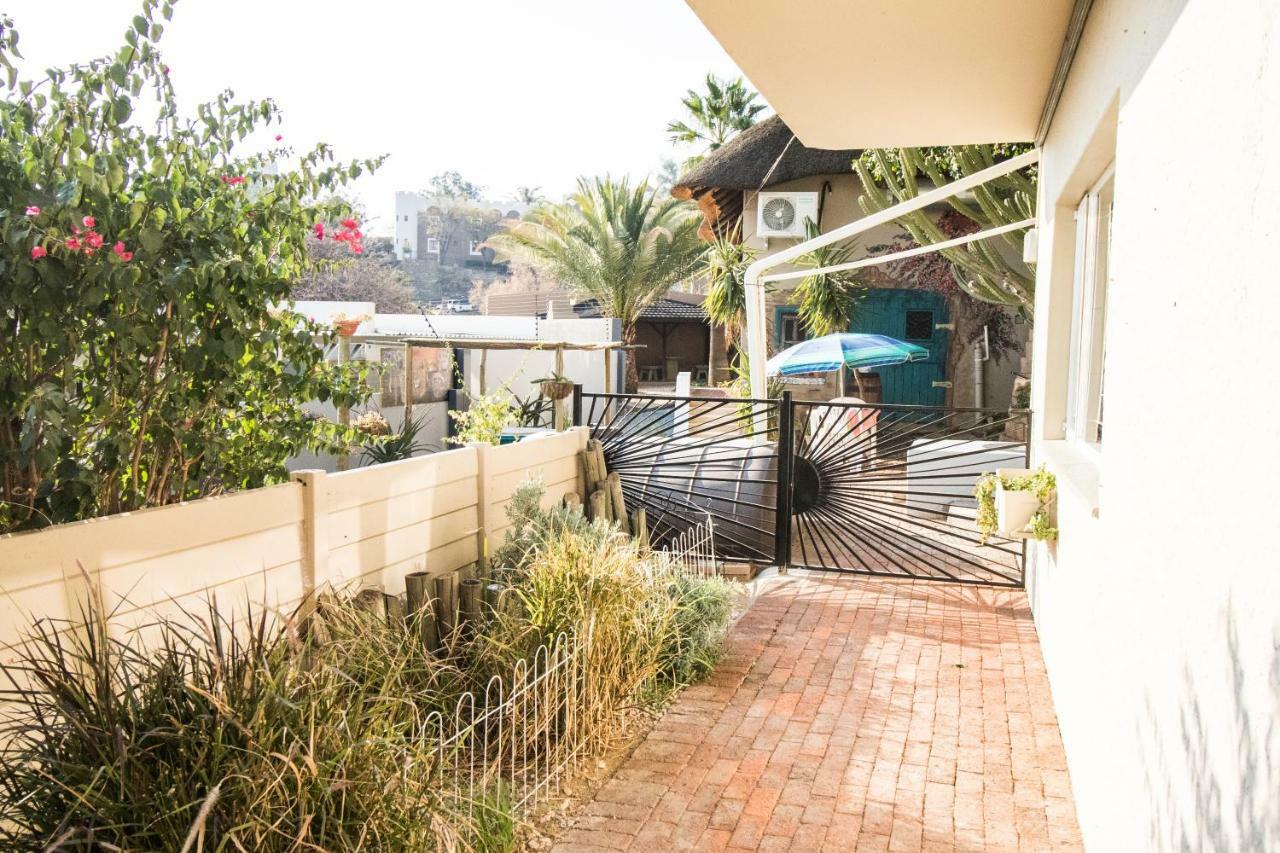 John-Lou'S One-Bedroom Apartment Windhoek Exteriör bild